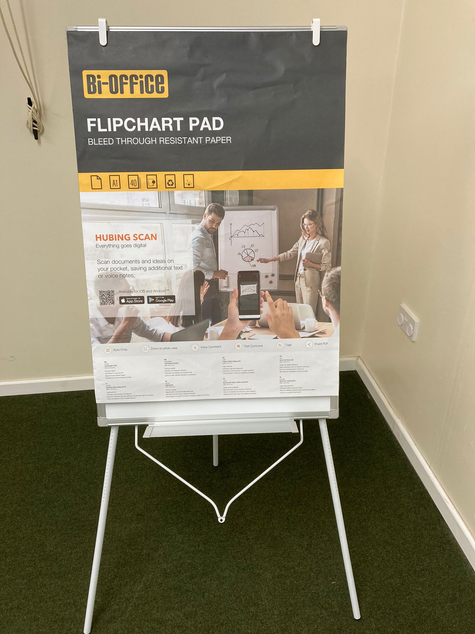 White board flipchart